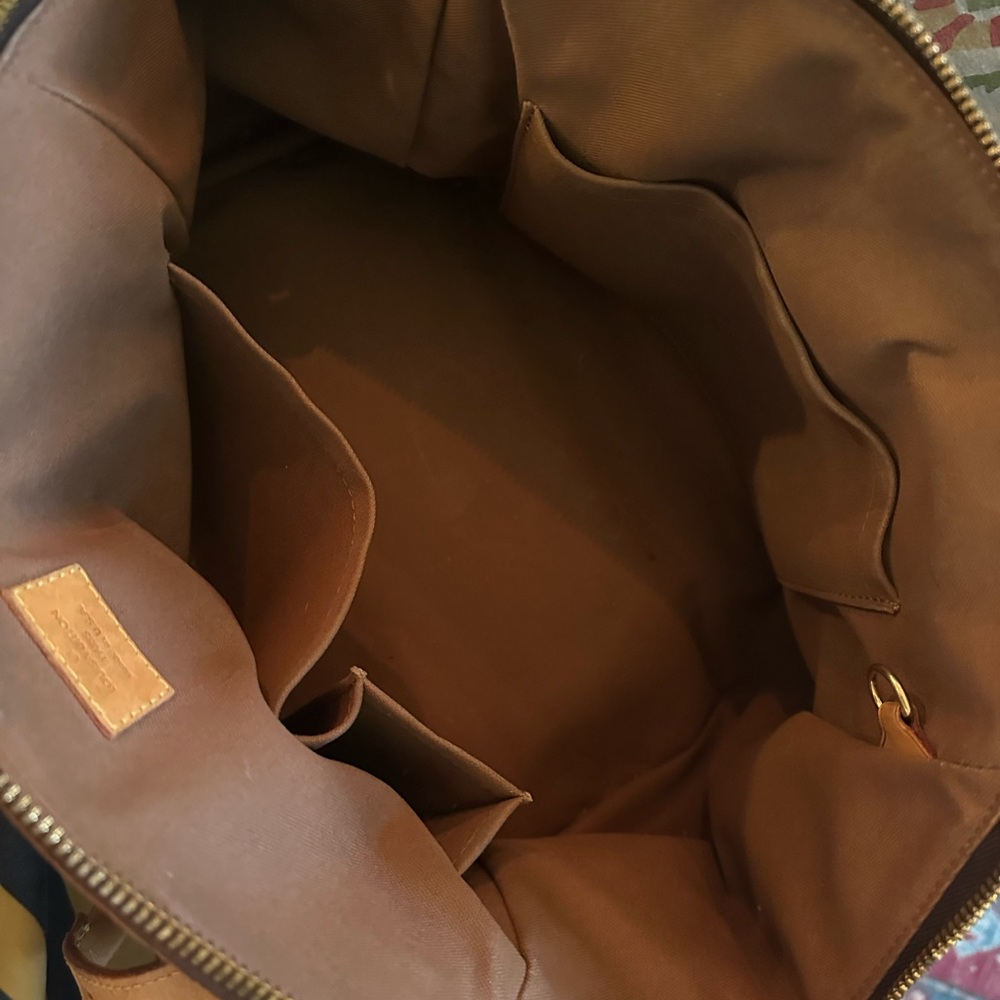 SOLD Louis Vuitton Tivoli GM - Picture 2 of 12
